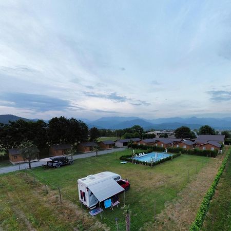 Finca Idoize Camping Hotel Akhmeta Экстерьер фото